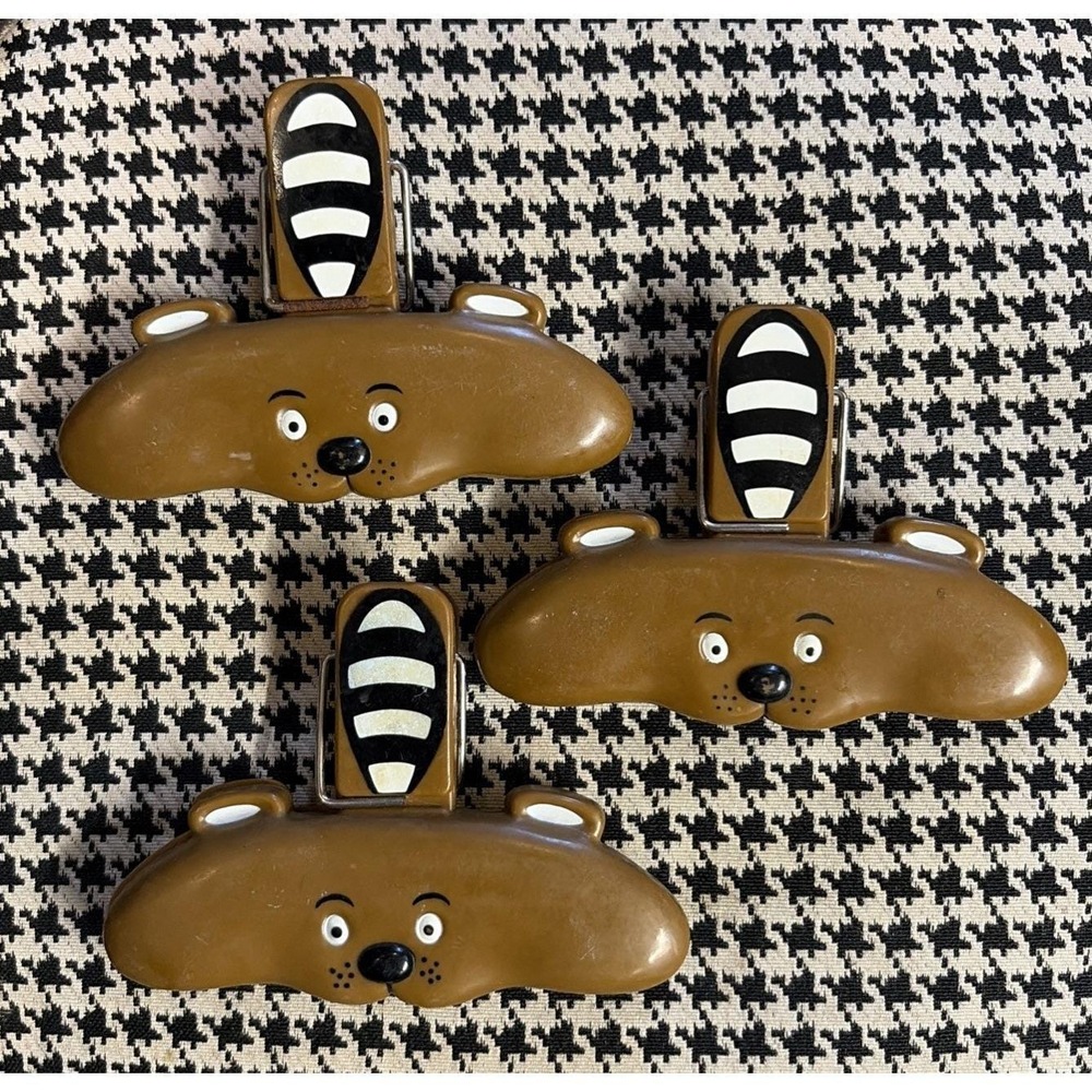 VTG Set Of 3 HOAN Adorable Chipmunk/racoon Chip‎ Clips Farmhouse Kitsch 1986 HK